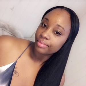 Meet your Posher, Daneisa